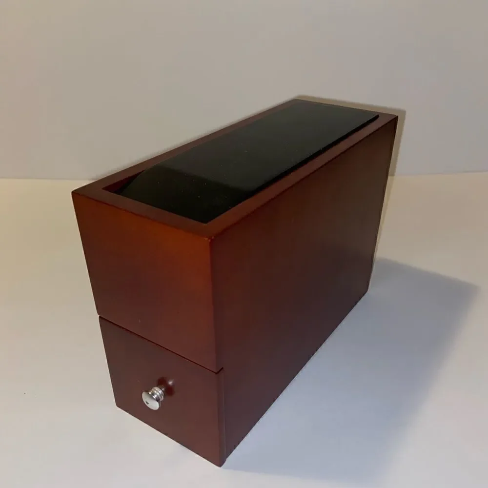 ‎Vintage Art mall of America Vintage Wooden collectible Keepsake box